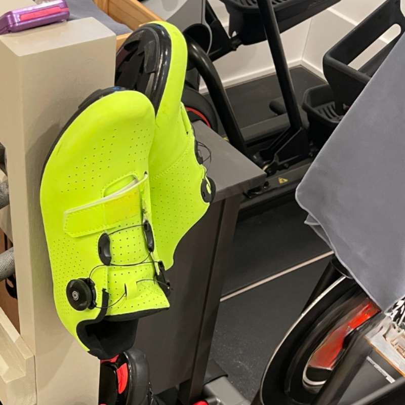 Soporte de pared para almacena - Cycling Gear Wall Storage reseña y precio